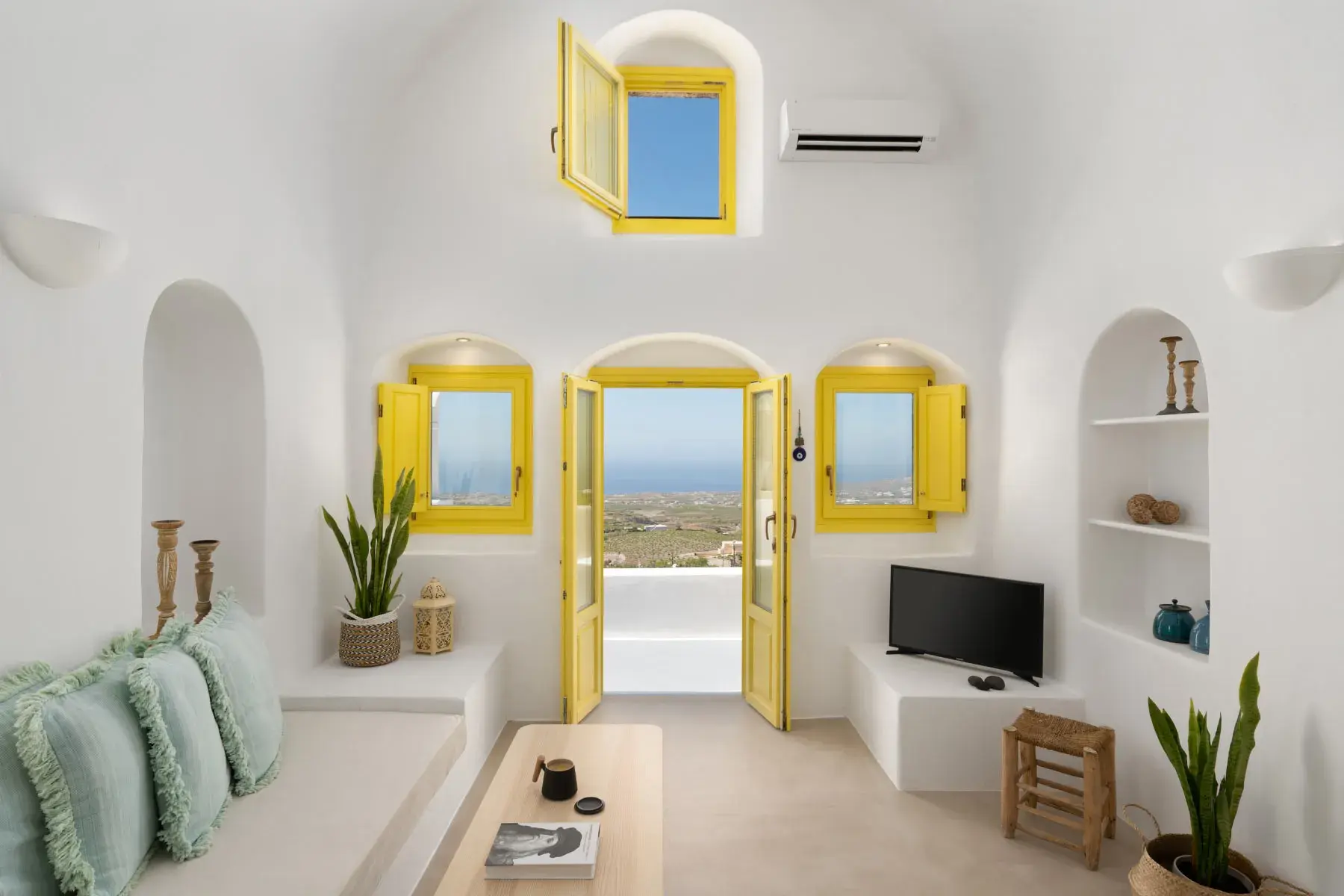 Valsamo Suites