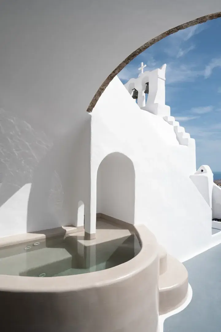 Honeymoon Suite with Hot Tub & Sea View