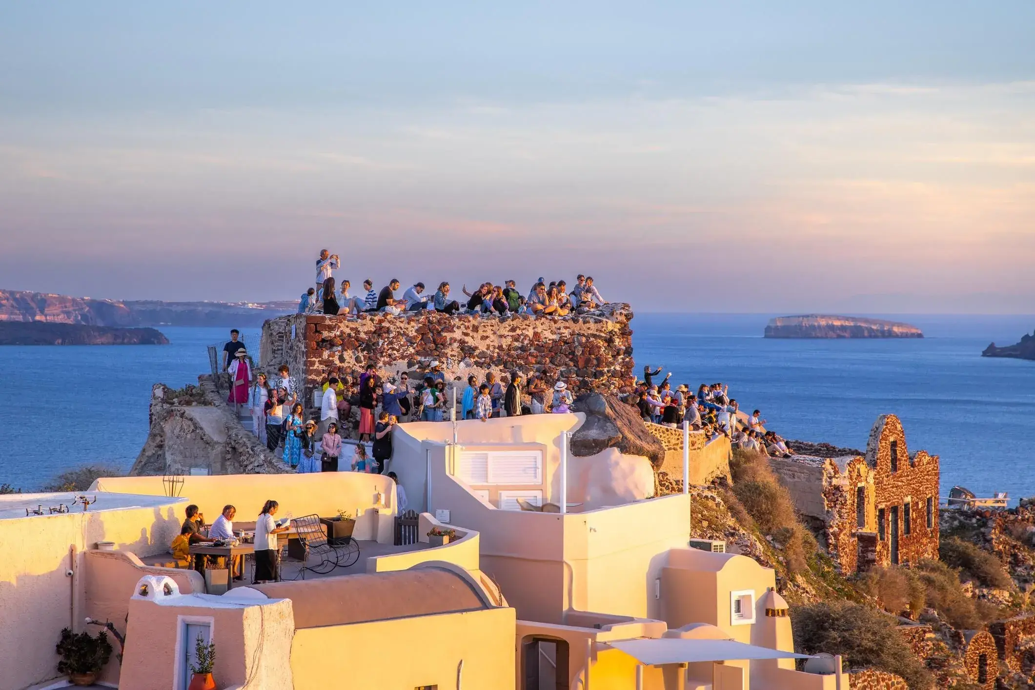 What Not to Do in Santorini